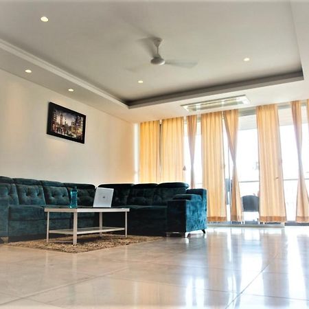 Guest House Service Apartments プネ エクステリア 写真