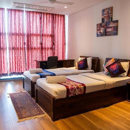 Guest House Service Apartments プネ エクステリア 写真