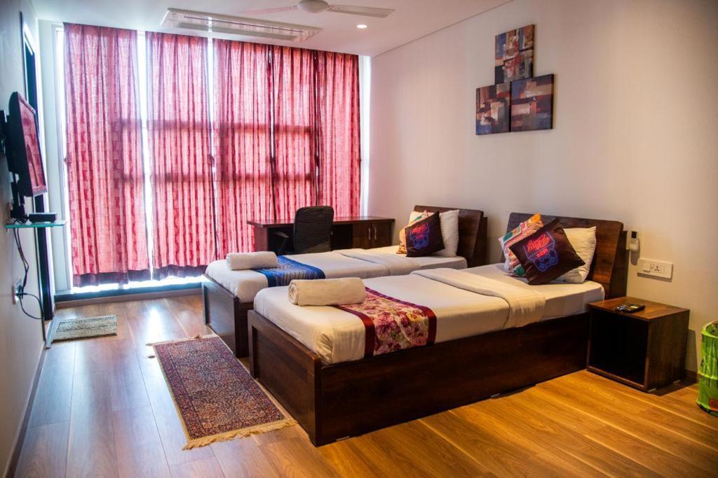 Guest House Service Apartments プネ エクステリア 写真